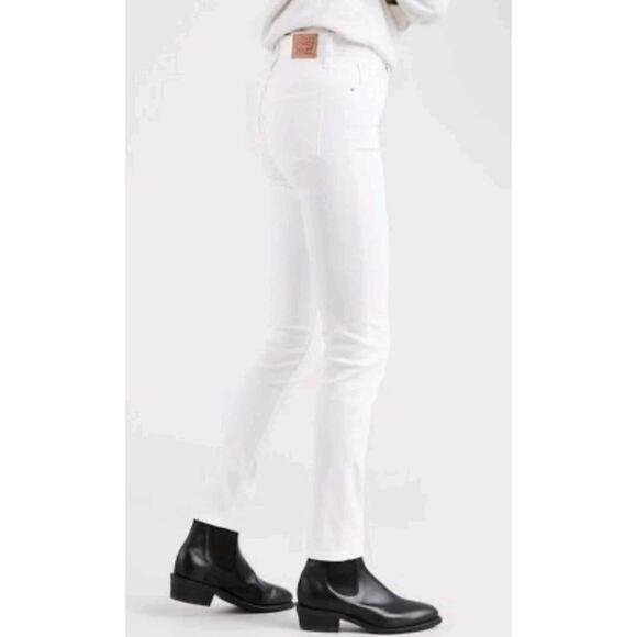 Levi's SOFT CLEAN WHITE Women's 721 High-Rise Skinny Jeans, 6 Medium W29 X L30 - Picture 2 of 12